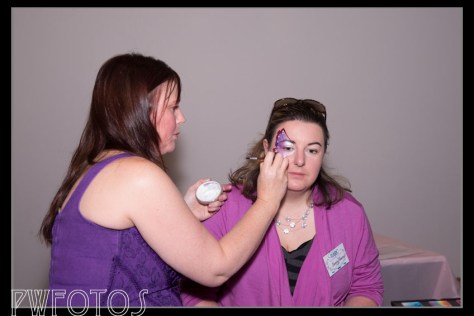 The lighting in this image is quite even and the colours have been maintained.