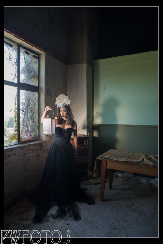 Model: Hayley Bush MUA: Outfit: 